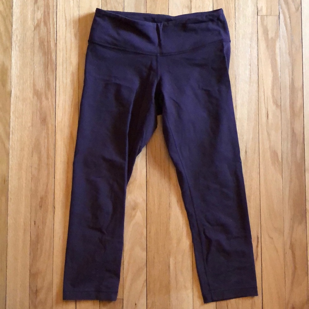 Lululemon Wunder Under Cropped Leggings